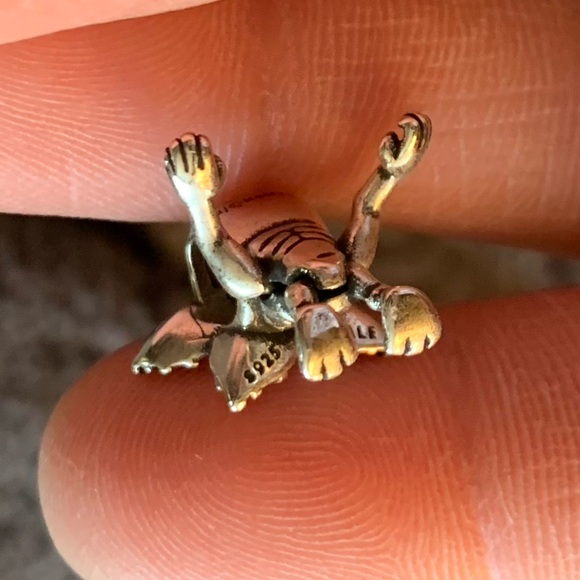 NWOT Stranger Things Moveable Demogorgon Charm Sterling Silver 925 - Picture 14 of 14